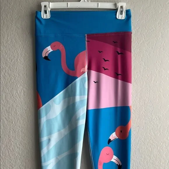 Loony Legs Shop Flamingo Running Leggings in Size M - Picture 3 of 16